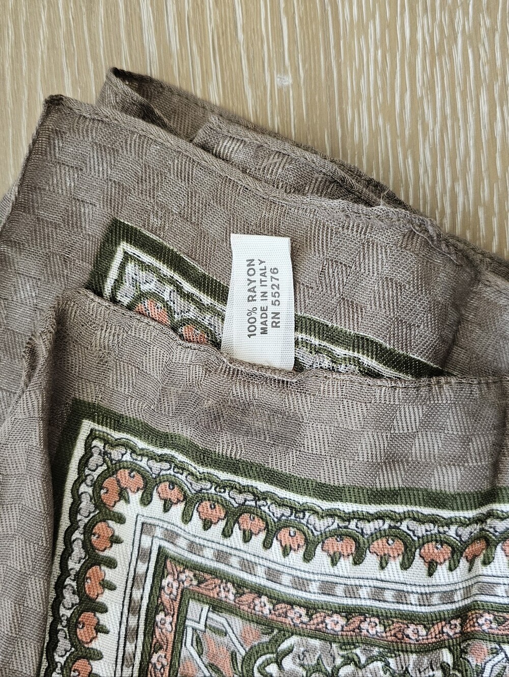 Made In Italy Vintage Floral Medallion Square Scarf Taupe Peach Olive 34x34​ - Picture 3 of 4
